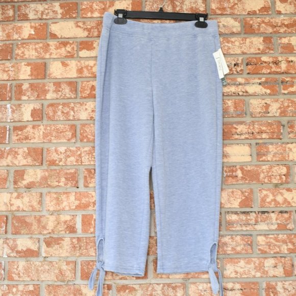 Silverwear Capri Pants  NWT - Picture 2 of 5